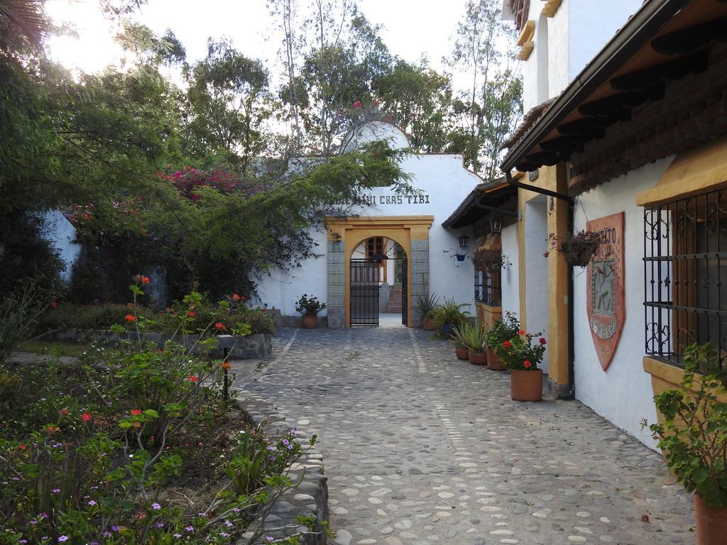 Hosteria Museart Pantavi Tumbabiro Exterior photo